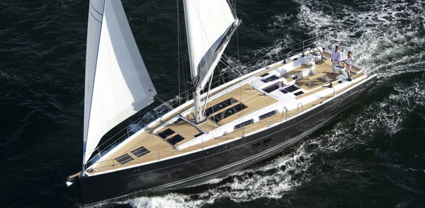 Hanse 575 van In2theBlue Charter in Primošten