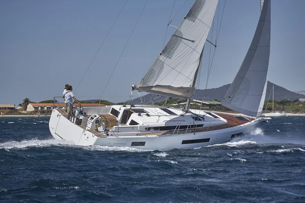 Sun Odyssey 440 della E.G.G. Yachting a Göcek