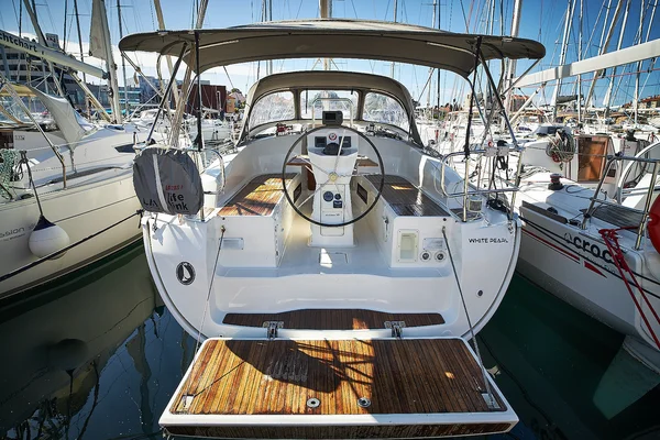 Bavaria 36 Cruiser av LM Yachting i Biograd na moru