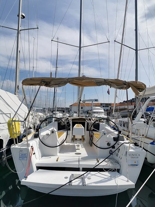 Dufour 350 Grand Large par Nova Eurospectra à Trogir