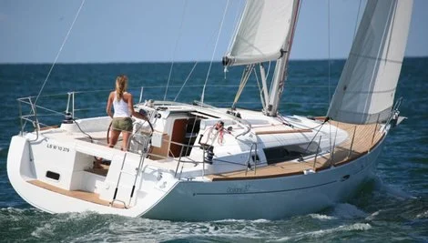 Oceanis 37 av JF Yachts i Lefkada
