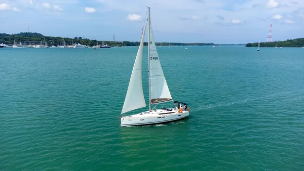 Sun Odyssey 469 de Asia Marine en Phuket