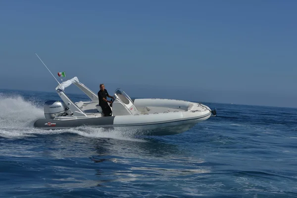 Altamarea WAVE 23 Sport av Enjoyacht i Cannigione