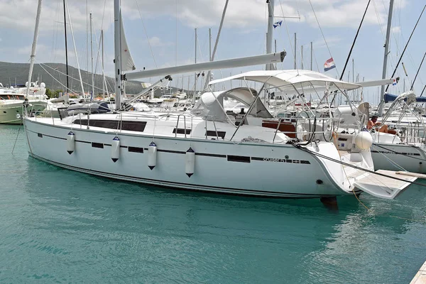 Bavaria 51 Cruiser av FreeWave i Seget Donji