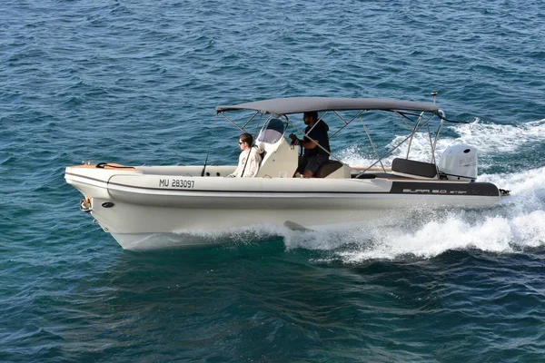 Bura 8.0 Step av Bruneko Yacht Charter i Zadar