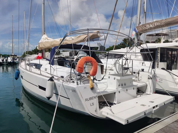 Dufour 500 Grand Large da Dream Yacht Charter em Bolans