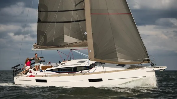 Maxus 35 from Timeless Yacht Charter in Biograd na moru