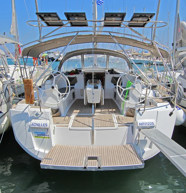Sun Odyssey 509 par Olympic Yachting à Lavrion
