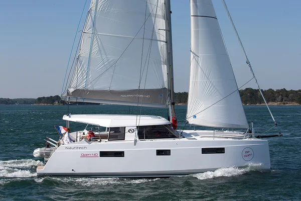 Nautitech 40 Open van Dream Yacht Charter in Bolans