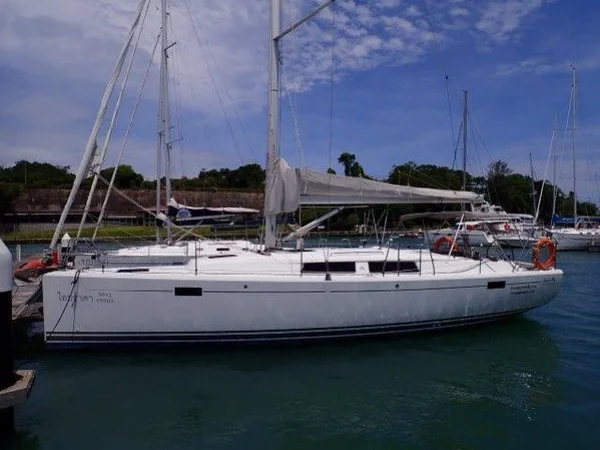 Hanse 385 della Asia Marine a Phuket
